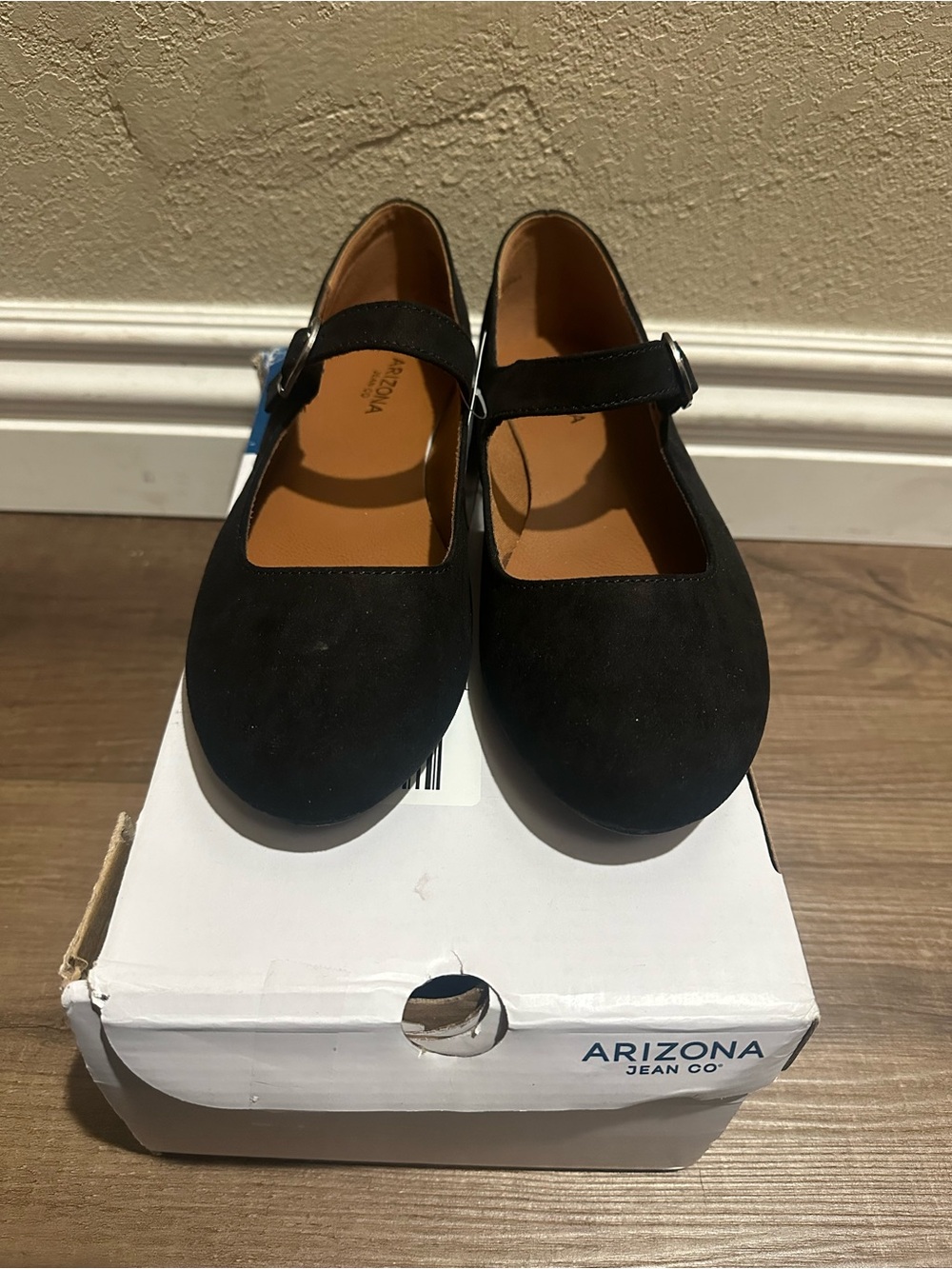 Arizona Jean Company Black Mary Jane Flats with Strap
